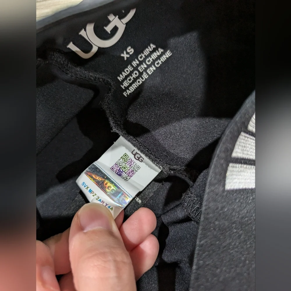 UGG 1136895 Tar Mckena Logo Leggings Black XS - Picture 6 of 9